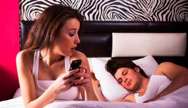 Il cellulare diventerà la terza parte che incide sul rapporto tra marito e moglie?